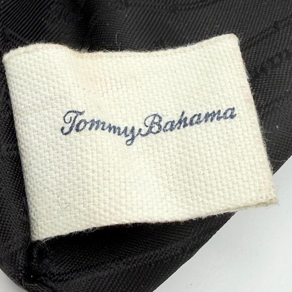 Tommy Bahama Black Leather Crossbody Bag Gold Zip Early 2000s Adjustable Strap - Picture 11 of 16